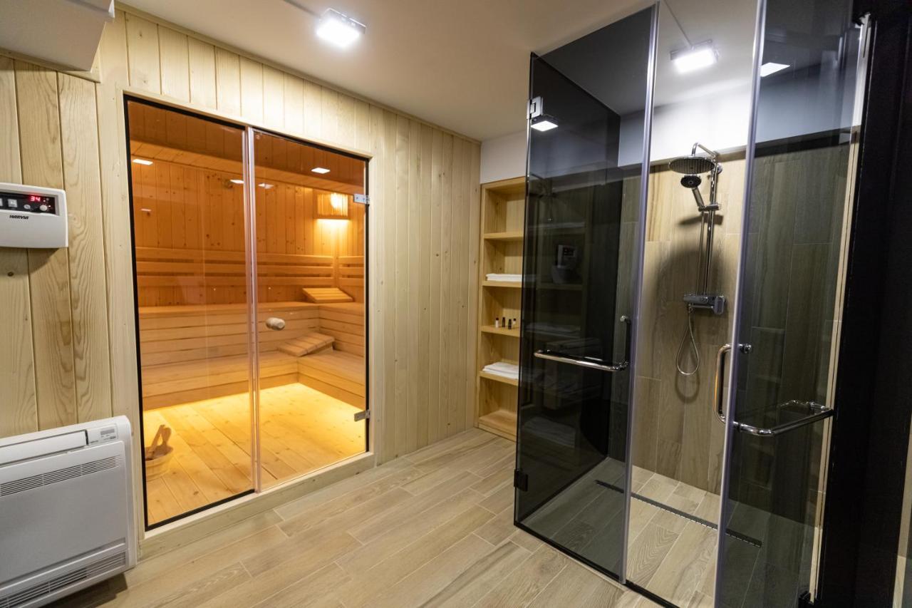 Ames Hotel & Spa Vlore Ngoại thất bức ảnh