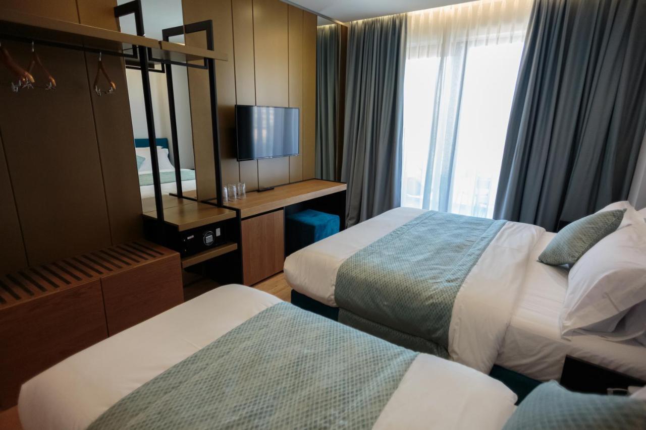 Ames Hotel & Spa Vlore Ngoại thất bức ảnh