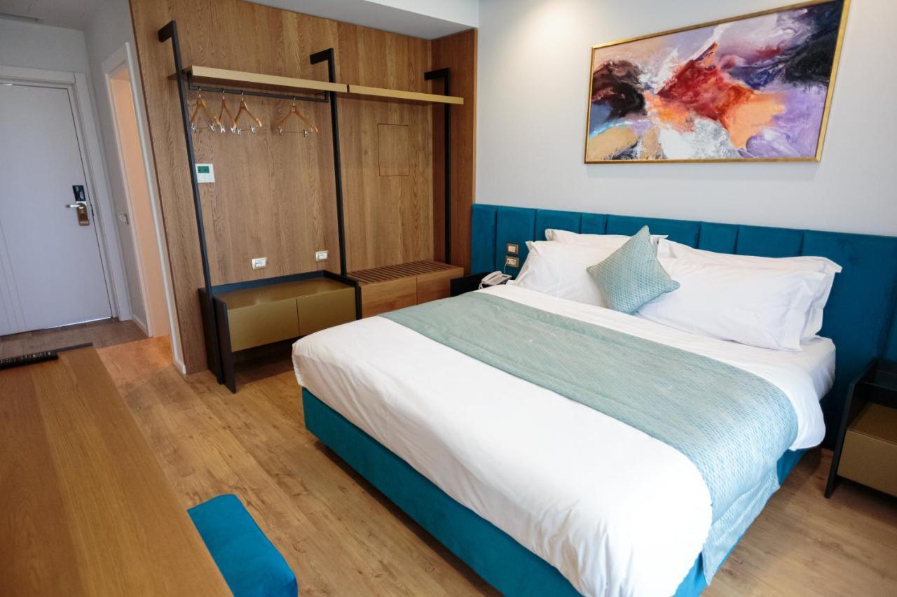 Ames Hotel & Spa Vlore Ngoại thất bức ảnh