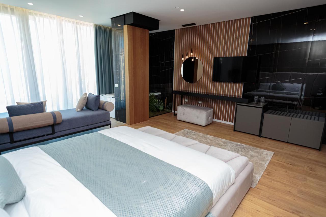 Ames Hotel & Spa Vlore Ngoại thất bức ảnh